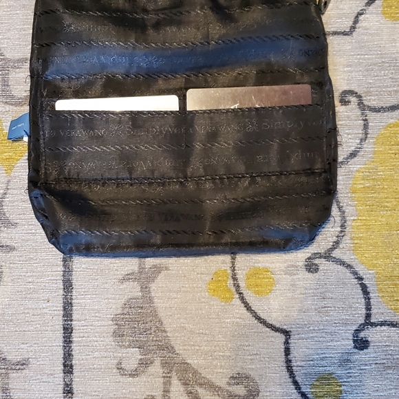 Vera Wang Wristlet ⚜️🤎⚜️ - Picture 7 of 7